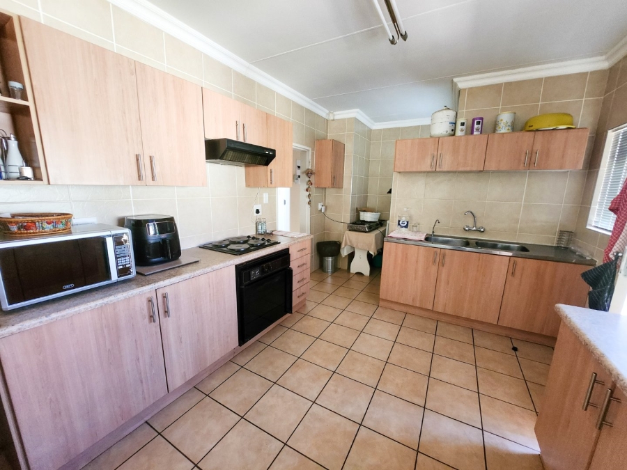 3 Bedroom Property for Sale in Elandsheuwel North West